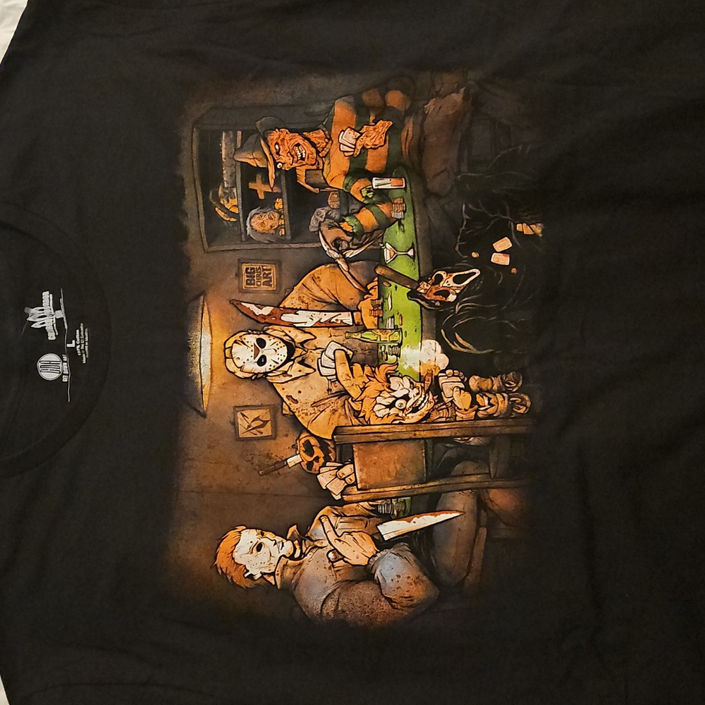 NWOT Horror Charcharter Size L